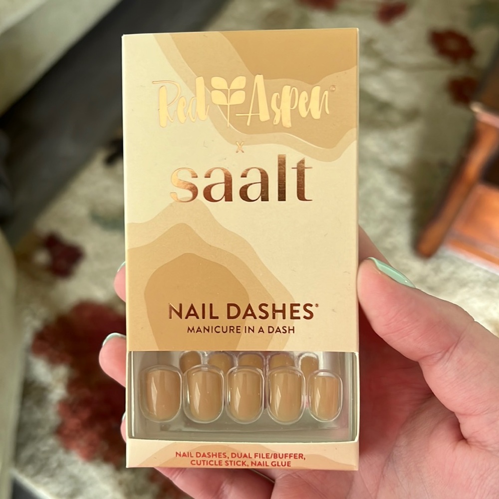 Red Aspen Nail Dashes - Cherie Gives Back
